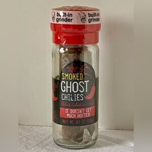 Trader Joe's Smoked Ghost Chilies Grinder Bottle Bhut Jolokia Pepper 0.7oz. NEW